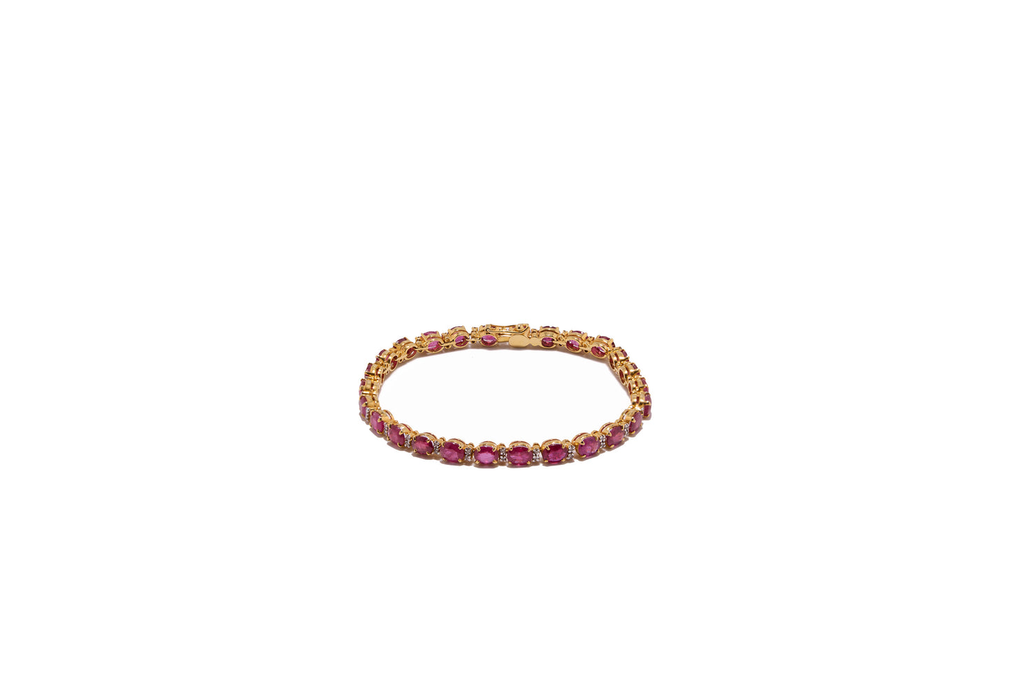 Exceptional Burmese Rubies and Diamonds Bracelet in 18K Gold