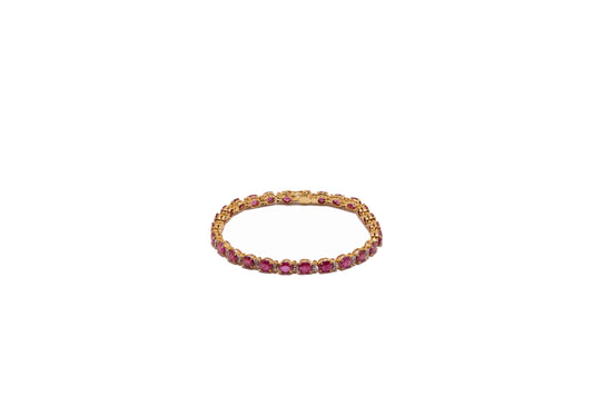 Exceptional Burmese Rubies and Diamonds Bracelet in 18K Gold